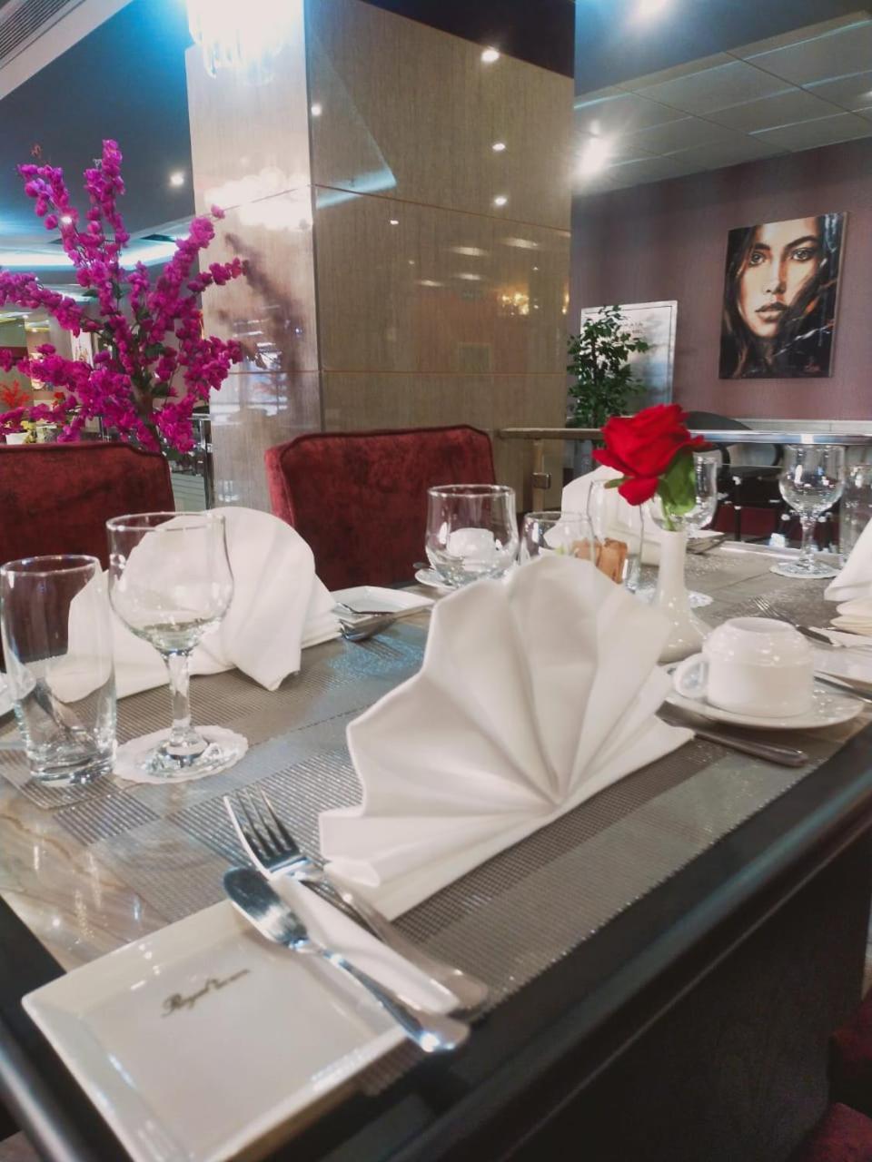 Royal Day Plaza Hotel 6th of October City ภายนอก รูปภาพ